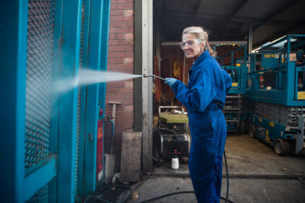 Why Choose Our Certified Pressure Washing Experts for Your Project Needs in Mount Cob, PA?